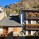Vistas Unicas A Pirineos, 7-8 Personas!! Tensi 리비아