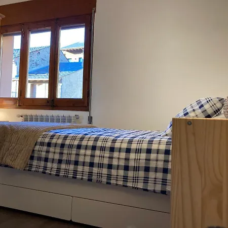 Vistas Unicas A Pirineos, 7-8 Personas!! Tensi * 리비아