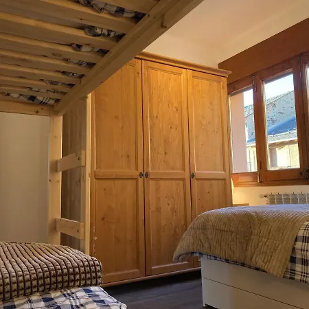 Vistas Unicas A Pirineos, 7-8 Personas!! Tensi * 리비아